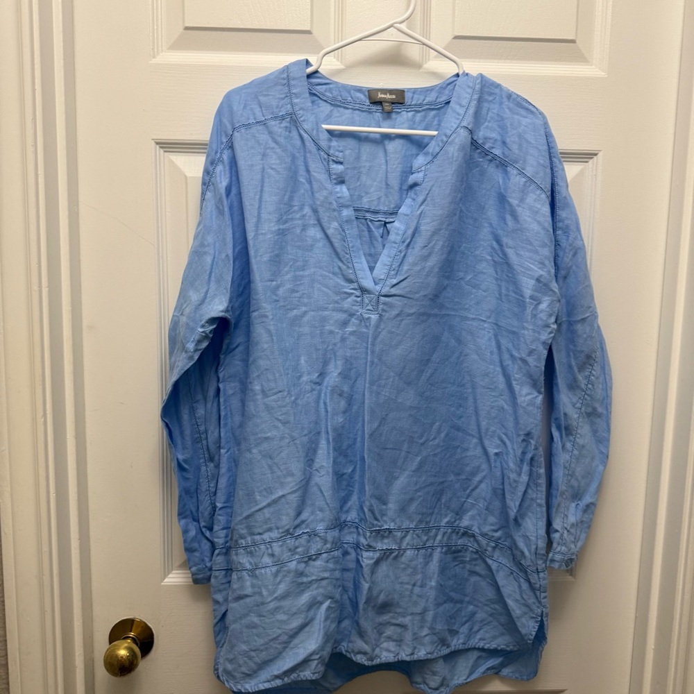 Neiman Marcus Light Blue Tunic Top
